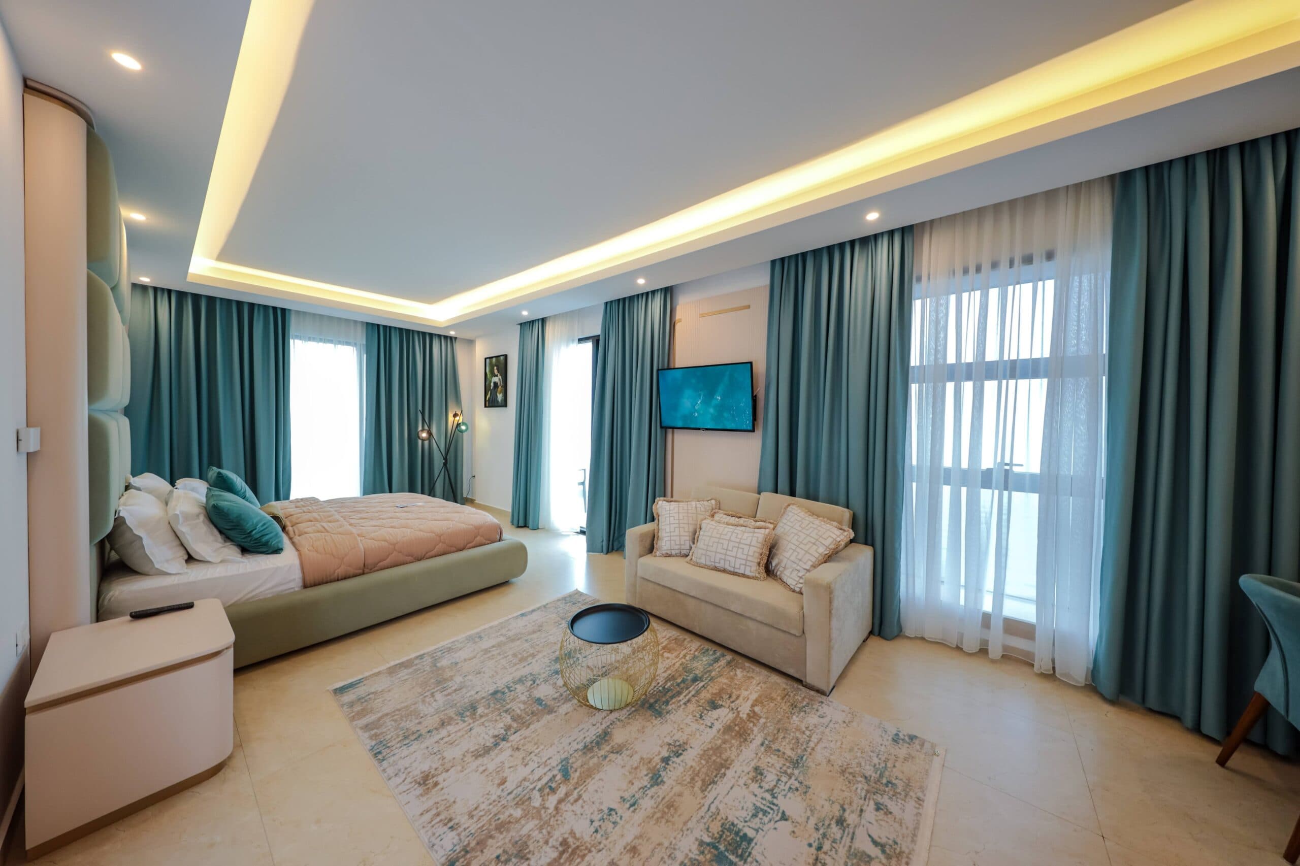Deluxe Suite